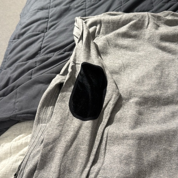 Lisa Todd sweater - Picture 8 of 9